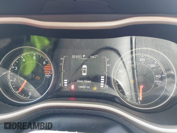 2018 Jeep Cherokee Latitude with VIN 1C4PJMCBXJD597667, listed as a IAAI auction lot 42486786 with 149,081 mi miles and . Bid and sale history available at DreamBid. Image 15.