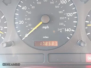 2004 Mercedes-Benz M-Class 3.5L with VIN 4JGAB57E54A482716, listed as a IAAI auction lot 40731487 with 178,587 mi miles. Bid and sale history available at carsss.com. Image 15.