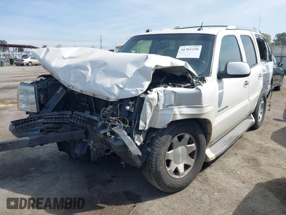 2005 Cadillac Escalade z VIN 1GYEC63N25R200026, wystawiony jako IAAI lot #41761210 z przebiegiem 226 747 mil mil oraz . Historia ofert i sprzedaży dostępna na DreamBid. Obrazek 2.