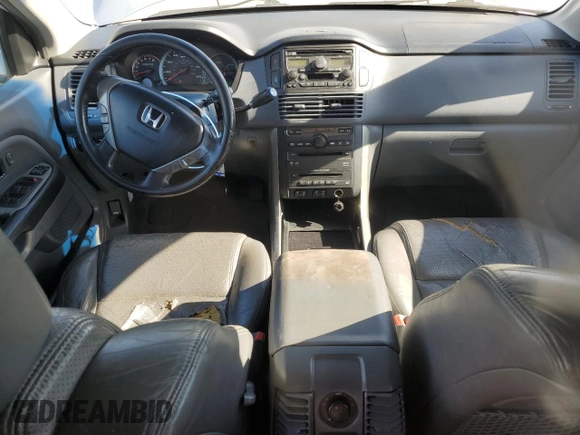 2005 Honda Pilot EX-L z VIN 2HKYF18635H569581, wystawiony jako Copart lot #57295595 z przebiegiem 209 697 mil mil oraz Szkoda całkowita • Salvage title. Historia ofert i sprzedaży dostępna na DreamBid. Obrazek 8.