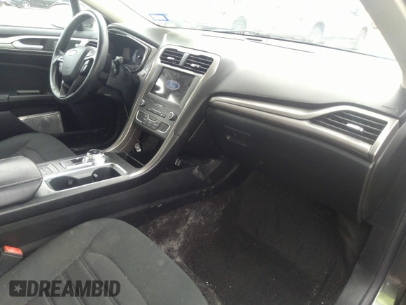 2020 Ford Fusion SE with VIN 3FA6P0HD8LR230263, listed as a IAAI auction lot 42069350 with 76,936 mi miles and . Bid and sale history available at DreamBid. Image 5.