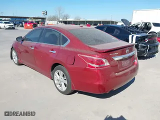 2013 Nissan Altima 2.5 S with VIN 1N4AL3AP7DN500194, listed as a IAAI auction lot 41812650 with 178,226 mi miles. Bid and sale history available at carsss.com. Image 3.