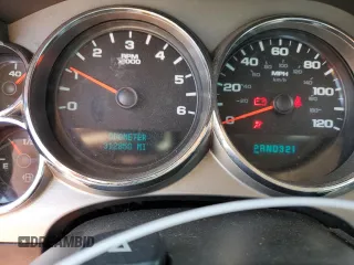 2008 GMC Sierra 1500 Work Truck z VIN 2GTEK133481289735, wystawiony jako Copart lot #52970185 z przebiegiem 312 850 mil mil oraz Czysty tytuł • Clean title. Historia ofert i sprzedaży dostępna na DreamBid. Obrazek 9.