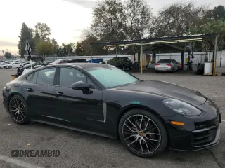 2022 Porsche Panamera z VIN WP0AJ2A79NL102055, wystawiony jako Copart lot #82739553 z przebiegiem 12 943 mil mil oraz . Historia ofert i sprzedaży dostępna na DreamBid. Obrazek 4.