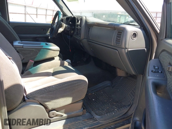 2004 Chevrolet Avalanche Z71 with VIN 3GNEK12T74G334998, listed as a IAAI auction lot 42705106 with 267,992 mi miles and . Bid and sale history available at DreamBid. Image 5.