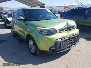 2015 Kia Soul with VIN KNDJN2A28F7812907, listed as a IAAI auction lot 41989088 with 75,258 mi miles. Bid and sale history available at carsss.com. Image 1.