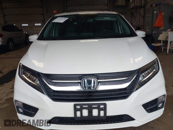 2018 Honda Odyssey Elite with VIN 5FNRL6H96JB027498, listed as a IAAI auction lot 41934458 with 80,653 mi miles. Bid and sale history available at carsss.com. Image 12.