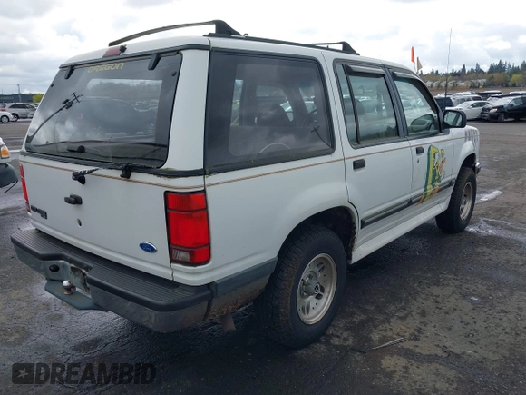 1994 Ford Explorer Eddie Bauer z VIN 1FMDU34X0RUB38962, wystawiony jako IAAI lot #41955041 z przebiegiem 1 088 mil mil oraz . Historia ofert i sprzedaży dostępna na DreamBid. Obrazek 4.