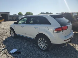 2014 Lincoln MKX with VIN 2LMDJ6JK9EBL08646, listed as a Copart auction lot 51580575 with 90,484 mi miles and Salvage Title. Bid and sale history available at DreamBid. Image 2.