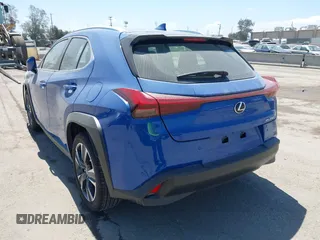 2022 Lexus UX 200 with VIN JTHX3JBH0N2049742, listed as a IAAI auction lot 41917341 with 18,728 mi miles and . Bid and sale history available at DreamBid. Image 3.
