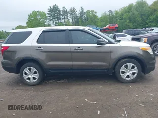 2013 Ford Police Interceptor Utility z VIN 1FM5K8AR6DGA26686, wystawiony jako IAAI lot #42258825 z przebiegiem 199 130 mil mil oraz . Historia ofert i sprzedaży dostępna na DreamBid. Obrazek 13.