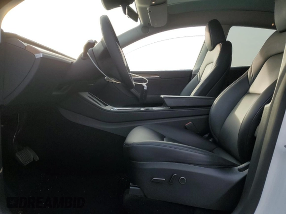 2023 Tesla Model Y Long Range with VIN 7SAYGDEE5PA125887, listed as a Copart auction lot 43188655 with 31,472 mi miles and Salvage Title. Bid and sale history available at DreamBid. Image 7.
