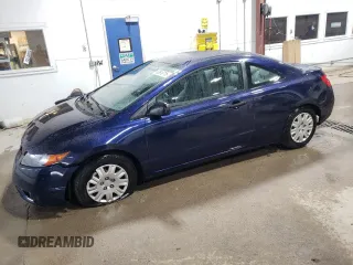 2008 Honda Civic z VIN 2HGFG11258H531327, wystawiony jako Copart lot #52619715 z przebiegiem 70 800 mil mil oraz Nie do naprawy • Non repairable. Historia ofert i sprzedaży dostępna na DreamBid. Obrazek 1.