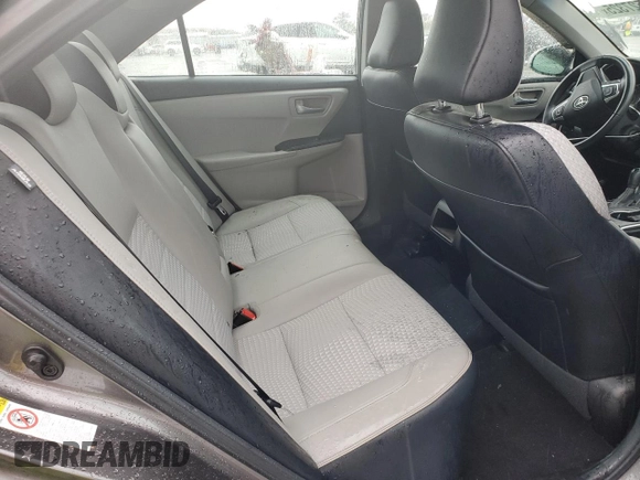 2015 Toyota Camry XLE z VIN 4T1BF1FK1FU048013, wystawiony jako Copart lot #57527325 z przebiegiem 200 428 mil mil oraz Szkoda całkowita • Salvage title. Historia ofert i sprzedaży dostępna na DreamBid. Obrazek 10.