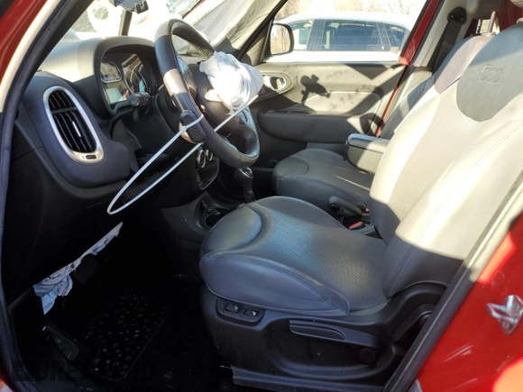 2014 FIAT 500L Lounge with VIN ZFBCFACH8EZ018710, listed as a Copart auction lot 84325754 with 49,445 mi miles and Salvage Title. Bid and sale history available at carsss.com. Image 7.