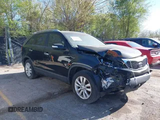 2011 Kia Sorento LX with VIN 5XYKT4A2XBG073333, listed as a IAAI auction lot 39936619 with 1 mi miles. Bid and sale history available at carsss.com. Image 1.