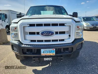 2015 Ford F-350 z VIN 1FD7X3B63FED45155, wystawiony jako IAAI lot #42381547 z przebiegiem 96 123 mil mil oraz . Historia ofert i sprzedaży dostępna na DreamBid. Obrazek 29.