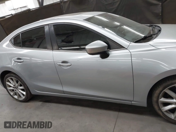2017 Mazda 3 Touring с VIN JM1BN1V72H1110981, выставлен на аукционе IAAI как лот 42478292 с пробегом 141 921 миль миль и . История ставок и продаж доступна на DreamBid. Изображение 13.