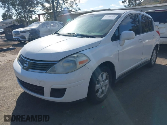 2009 Nissan Versa 1.8 SL with VIN 3N1BC13E19L389134, listed as a IAAI auction lot 41620431 with 190,884 mi miles. Bid and sale history available at carsss.com. Image 2.