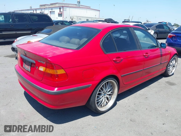 2003 BMW 3 Series 325i with VIN WBAEV33433KL81985, listed as a IAAI auction lot 42397149 with 212,346 mi miles and . Bid and sale history available at DreamBid. Image 4.