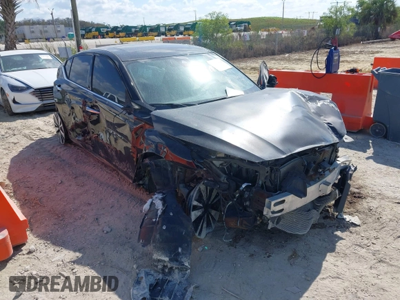 2019 Nissan Altima 2.5 SL with VIN 1N4BL4EV1KC181239, listed as a IAAI auction lot 41429404 with 69,978 mi miles. Bid and sale history available at carsss.com. Image 11.