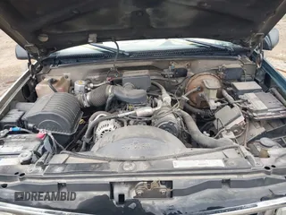 1998 Chevrolet Silverado 1500 with VIN 2GCEC19R3W1122806, listed as a IAAI auction lot 42153517 with 271,788 mi miles and . Bid and sale history available at DreamBid. Image 10.