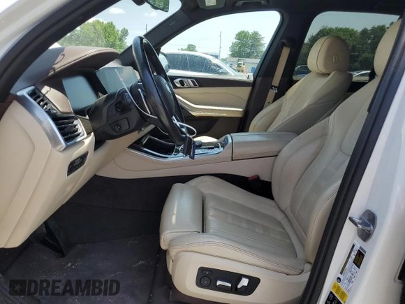 2019 BMW X5 xDrive40i with VIN 5UXCR6C5XKLL61071, listed as a Copart auction lot 60158945 with 67,631 mi miles and Salvage title. Bid and sale history available at DreamBid. Image 7.