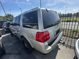 2003 Lincoln Navigator Ultimate with VIN 5LMFU27R83LJ21238, listed as a Copart auction lot 46644205 with 153,452 mi miles and Clean Title. Bid and sale history available at carsss.com. Image 3.
