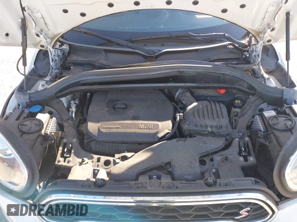 2020 MINI Countryman Cooper S with VIN WMZYX1C05L3L45883, listed as a IAAI auction lot 40690925 with 28,846 mi miles and . Bid and sale history available at DreamBid. Image 10.