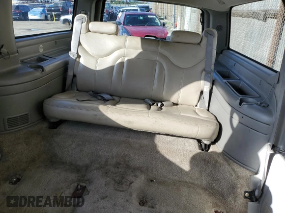 2002 GMC Yukon XL SLT with VIN 1GKEC16T92J256353, listed as a Copart auction lot 45550555 with 210,554 mi miles and Salvage Title. Bid and sale history available at carsss.com. Image 10.