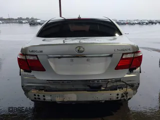 2013 Lexus LS 460 с VIN JTHBL5EF1D5114445, выставлен на аукционе IAAI как лот 41560104 с пробегом Не указан миль и . История ставок и продаж доступна на DreamBid. Изображение 16.