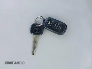 2002 Toyota Camry LE z VIN JTDBE32K120093737, wystawiony jako IAAI lot #41214245 z przebiegiem Nie podano mil oraz . Historia ofert i sprzedaży dostępna na DreamBid. Obrazek 11.