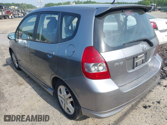 2008 Honda Fit Sport with VIN JHMGD386X8S058659, listed as a IAAI auction lot 42168584 with 210,589 mi miles. Bid and sale history available at carsss.com. Image 3.