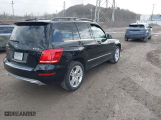 2015 Mercedes-Benz GLK-Class GLK 350 with VIN WDCGG8JB4FG362464, listed as a IAAI auction lot 41732772 with 96,295 mi miles. Bid and sale history available at carsss.com. Image 4.