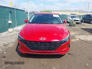 2021 Hyundai Elantra SEL z VIN 5NPLM4AG1MH022716, wystawiony jako IAAI lot #41930285 z przebiegiem 53 294 mil mil oraz . Historia ofert i sprzedaży dostępna na DreamBid. Obrazek 12.