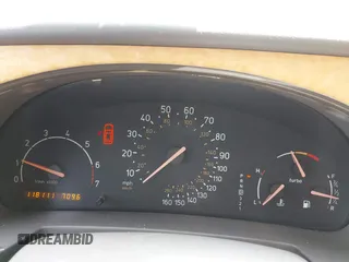 2003 Saab 9-3 SE z VIN YS3DF78KX37010795, wystawiony jako IAAI lot #42441244 z przebiegiem 118 111 mil mil oraz . Historia ofert i sprzedaży dostępna na DreamBid. Obrazek 7.