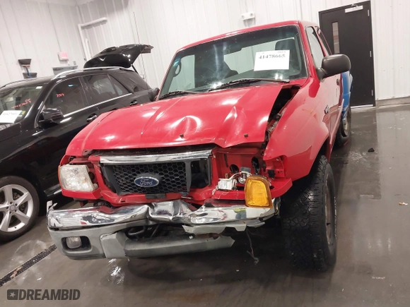 2005 Ford Ranger XLT with VIN 1FTZR45E15PA52471, listed as a IAAI auction lot 41478665 with 1 mi miles. Bid and sale history available at carsss.com. Image 13.