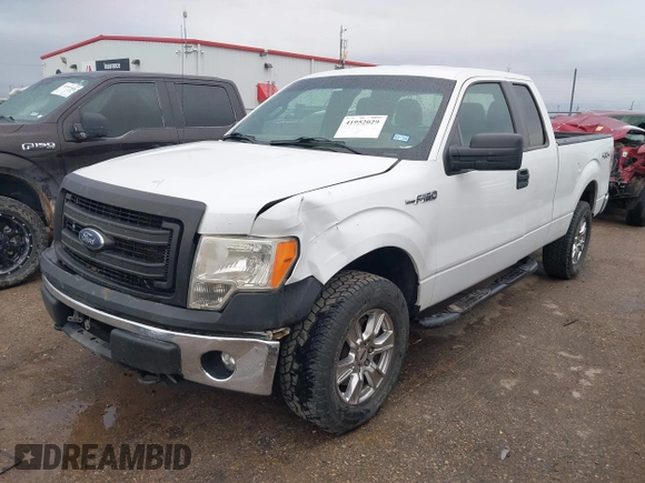 2014 Ford F-150 XL z VIN 1FTFX1EF0EKD45971, wystawiony jako IAAI lot #41952029 z przebiegiem 168 634 mil mil oraz . Historia ofert i sprzedaży dostępna na DreamBid. Obrazek 17.