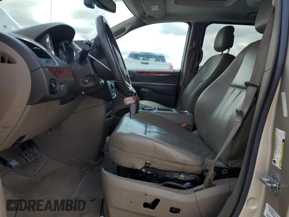 2012 Chrysler Town & Country Touring L with VIN 2C4RC1CG7CR362673, listed as a Copart auction lot 55840535 with 215,496 mi miles and Clean Title. Bid and sale history available at DreamBid. Image 7.