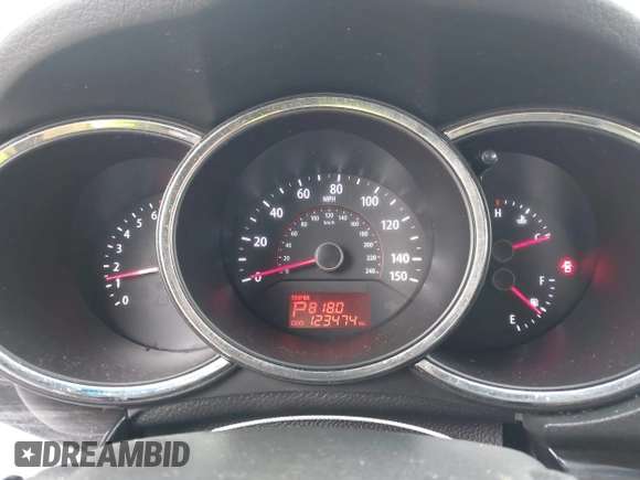 2012 Kia Sorento LX with VIN 5XYKTDA61CG303393, listed as a IAAI auction lot 41137220 with 123,474 mi miles. Bid and sale history available at carsss.com. Image 7.