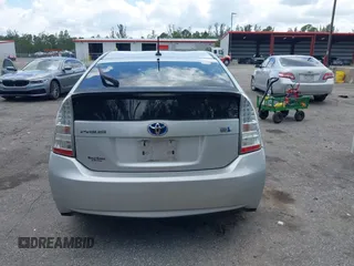 2011 Toyota Prius I with VIN JTDKN3DU3B5327412, listed as a IAAI auction lot 42004987 with 314,253 mi miles. Bid and sale history available at carsss.com. Image 16.
