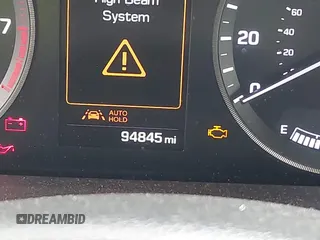 2017 Hyundai Sonata Sport z VIN 5NPE34AF2HH556347, wystawiony jako IAAI lot #42346721 z przebiegiem 94 845 mil mil oraz . Historia ofert i sprzedaży dostępna na DreamBid. Obrazek 16.