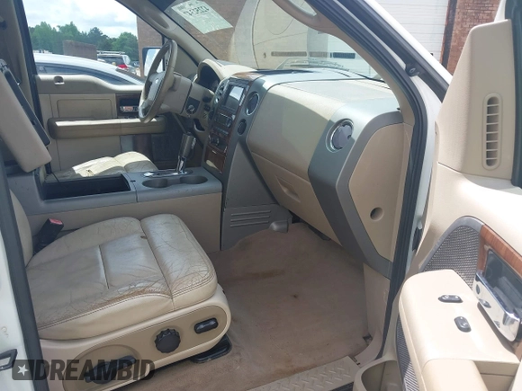 2004 Ford F-150 XLT with VIN 1FTPW145X4KC62501, listed as a IAAI auction lot 42252347 with 230,973 mi miles and . Bid and sale history available at DreamBid. Image 5.