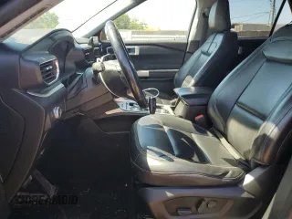 2021 Ford Explorer XLT z VIN 1FMSK8DH1MGB10047, wystawiony jako Copart lot #69715304 z przebiegiem 67 194 mil mil oraz Szkoda całkowita • Salvage title. Historia ofert i sprzedaży dostępna na DreamBid. Obrazek 7.