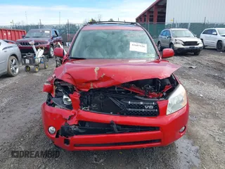 2008 Toyota RAV4 Ltd with VIN JTMBK31VX85059585, listed as a IAAI auction lot 41607526 with 163,540 mi miles. Bid and sale history available at carsss.com. Image 12.