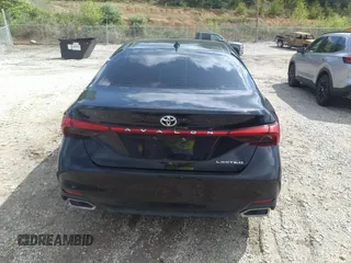 2020 Toyota Avalon Limited z VIN 4T1DZ1FB0LU041968, wystawiony jako IAAI lot #42163900 z przebiegiem 47 554 mil mil oraz . Historia ofert i sprzedaży dostępna na DreamBid. Obrazek 17.