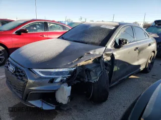 2022 Audi S3 Premium Plus z VIN WAUH3CGY2NA005111, wystawiony jako Copart lot #83374994 z przebiegiem 35 187 mil mil oraz Szkoda całkowita • Salvage title. Historia ofert i sprzedaży dostępna na DreamBid. Obrazek 1.