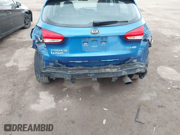 2015 Kia Forte 5-Door EX with VIN KNAFX5A85F5304442, listed as a IAAI auction lot 41886814 with 111,564 mi miles. Bid and sale history available at carsss.com. Image 6.