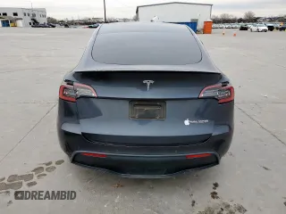 2022 Tesla Model Y Performance with VIN 7SAYGDEF4NF380863, listed as a Copart auction lot 45704715 with 42,600 mi miles and Salvage title. Bid and sale history available at DreamBid. Image 6.