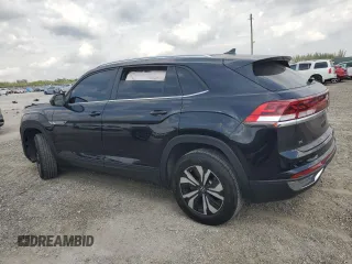 2024 Volkswagen Atlas SE with VIN 1V2DE2CA8RC236764, listed as a Copart auction lot 50357035 with 8,667 mi miles and Salvage title. Bid and sale history available at DreamBid. Image 2.